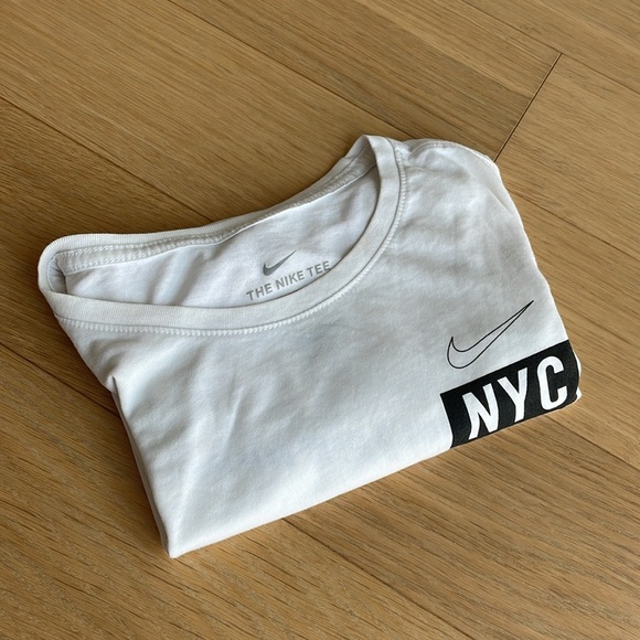 Nike NYC Tee Shirt - Picture 9 of 9